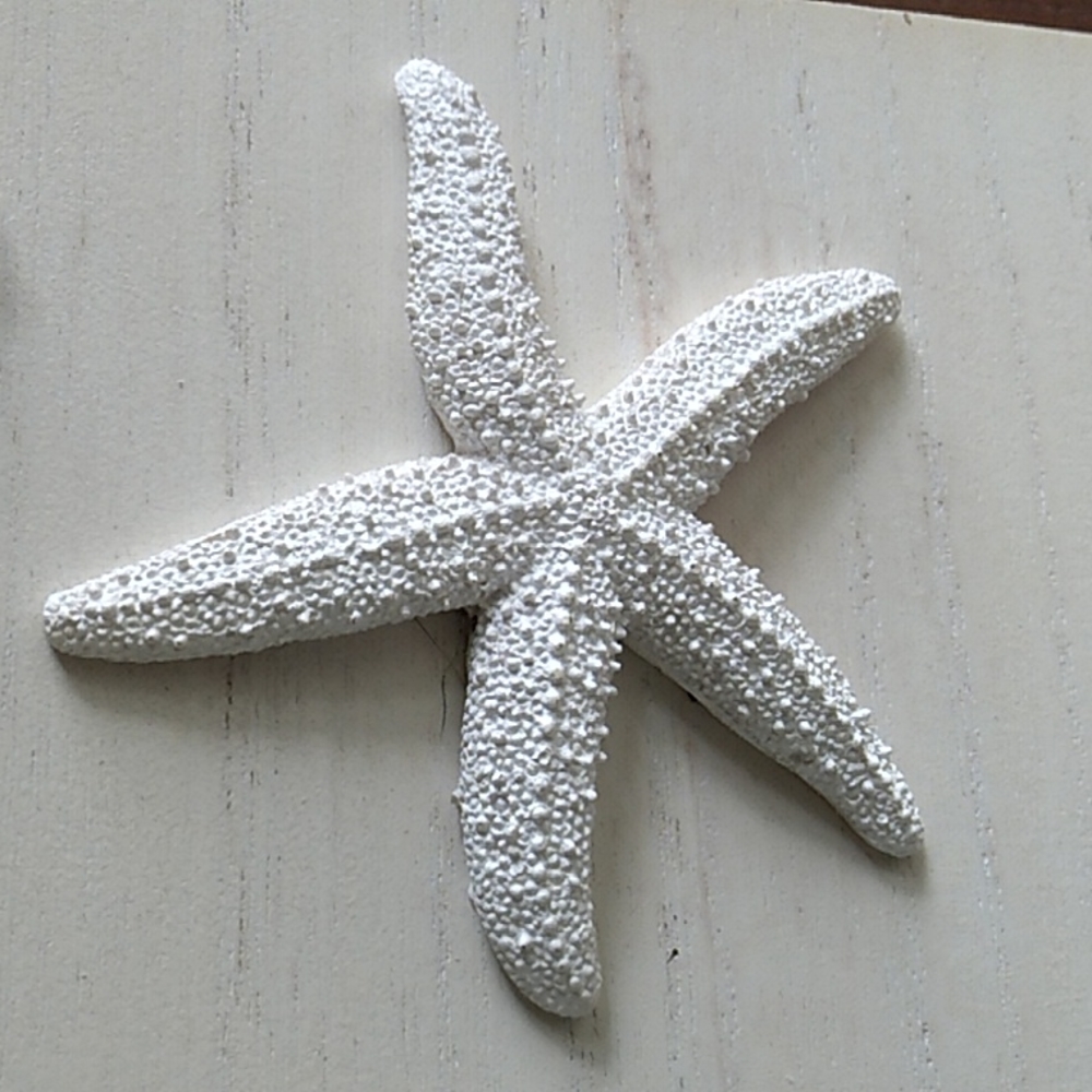 New Wooden Home Sign - Picture 3 of 9